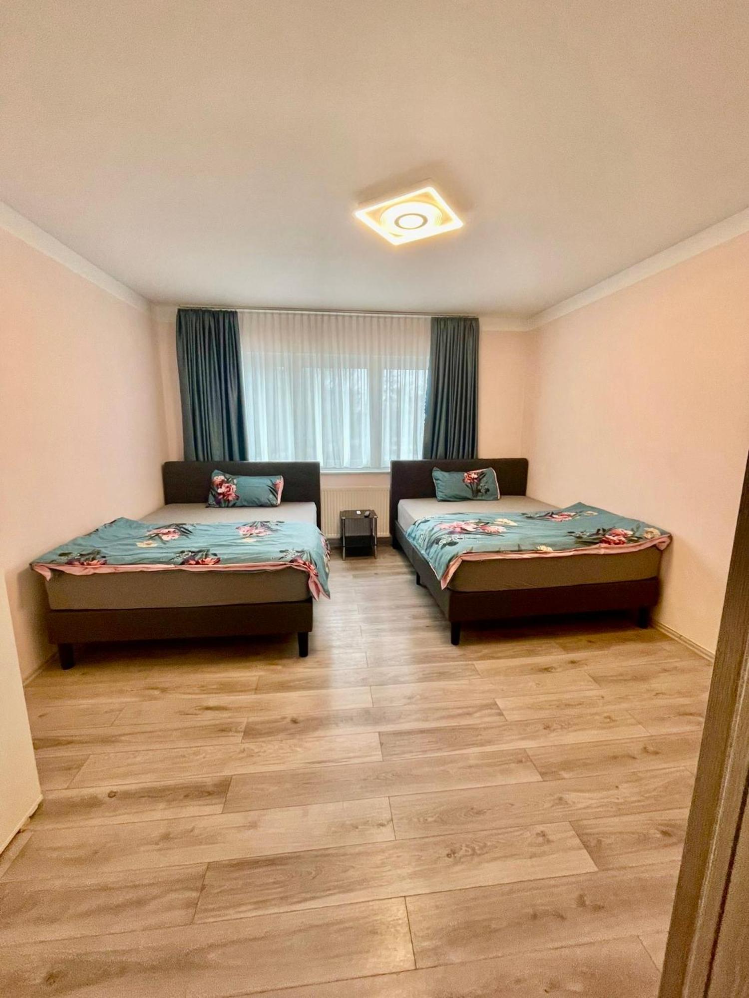 Leo Apartment Zentrum Ruesselsheim Exterior photo